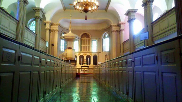 Haunted Tour at King's Chapel and Burying Ground in Boston