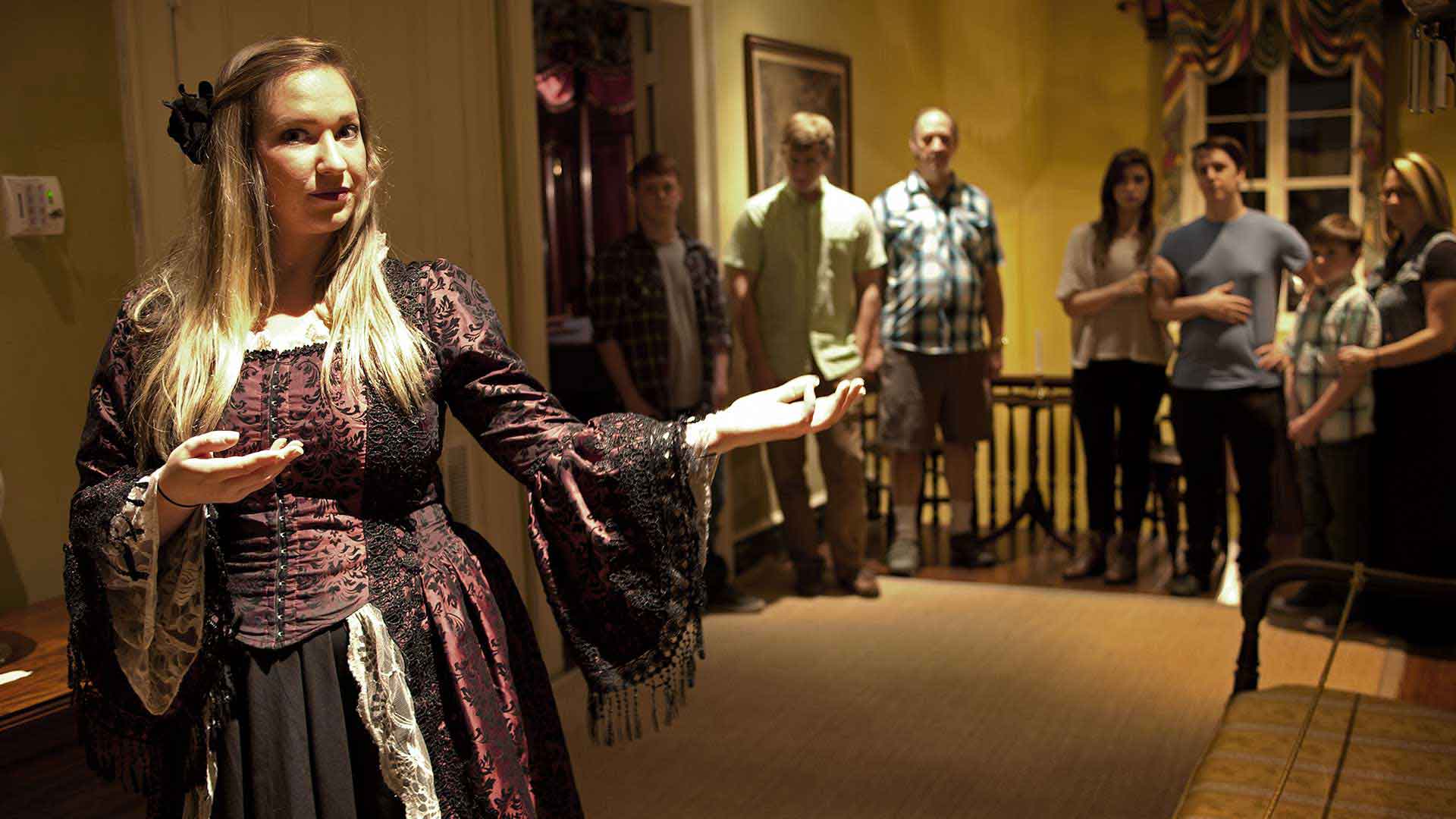 Savannah Haunted Ghost Trolley Tour Savannah Haunted Ghost Trolley Tour