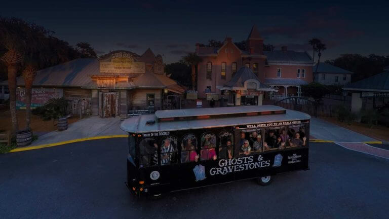 st augustine ghost tour trolley at old jail