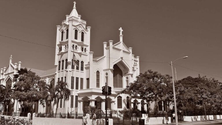 Exterior picture of St. Paul's Church in Key West