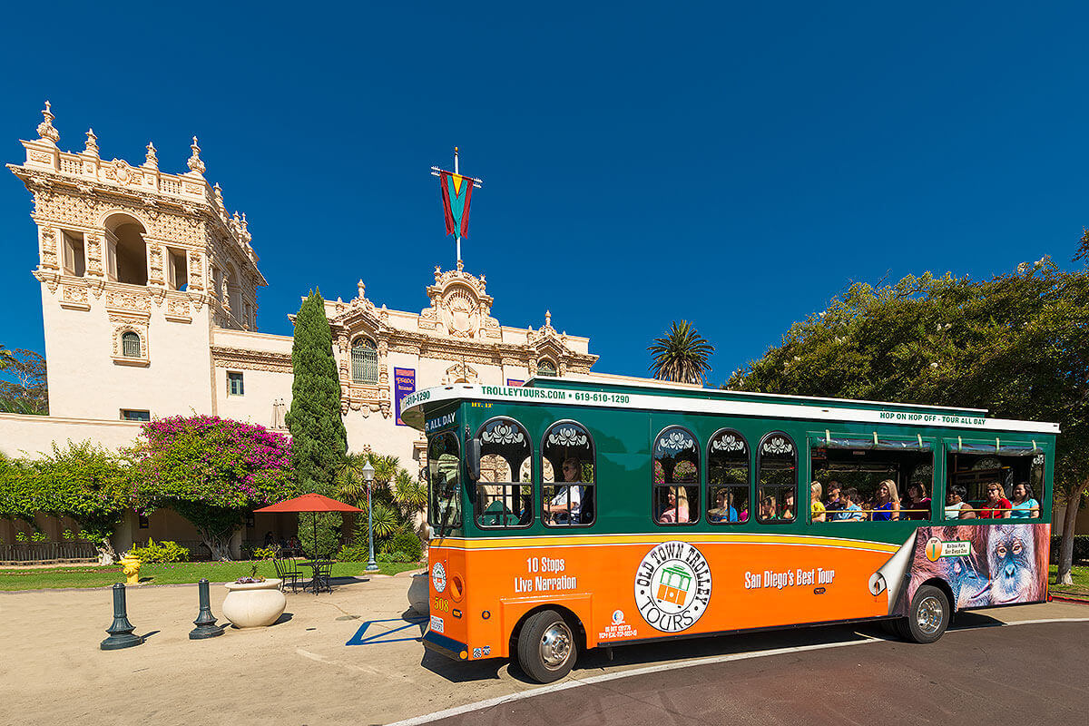 San Diego trolley and balboa park