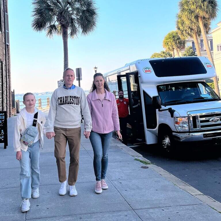 Charleston trolley city tour guests at the Battery