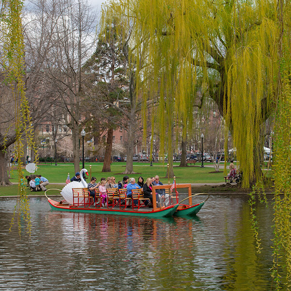 Boston Public Garden swan boats & ducklings statues